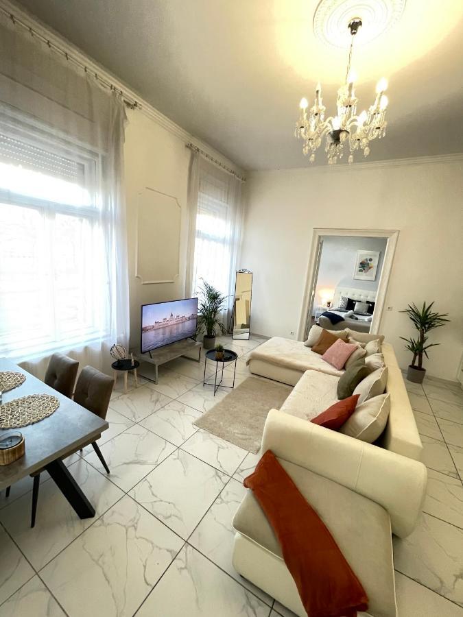 Luxury Riverside Panorama Apartment Βουδαπέστη Εξωτερικό φωτογραφία
